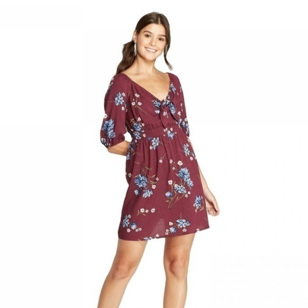 CLEARANCE NWOT Maroon Wine Blue Floral Tie Front Mini Dress